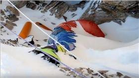 聖母峰,屍體（圖／翻攝自Vladpryde YouTube）
https://www.youtube.com/watch?v=CfOKQ5A8Mtg