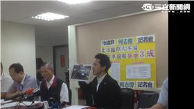 ▲何志偉開記者會呼籲柯市長交通不能都「開罰政策」（圖／盧冠妃攝）