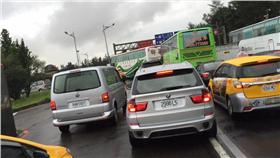 桃園機場
 塞車
蔡正元臉書