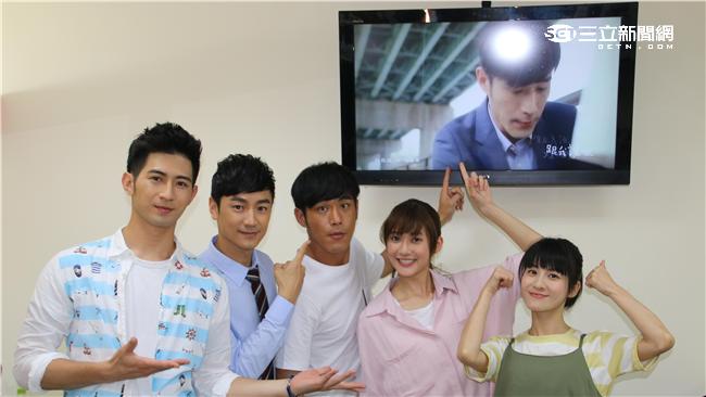 「極品三帥」看首播　PTT掀話題