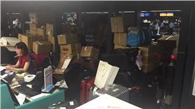 桃園機場第二航廈停電　（圖／翻攝畫面）