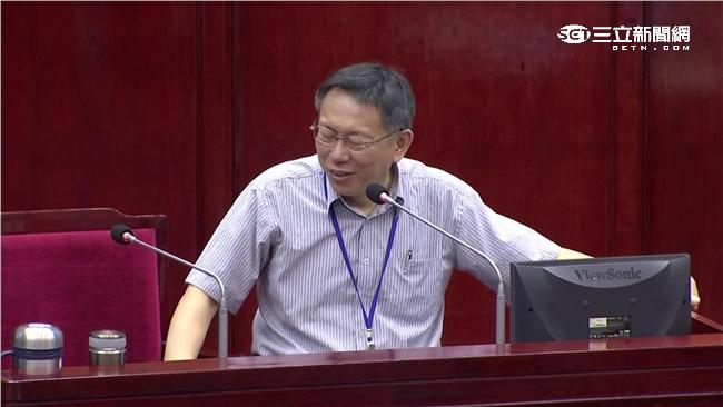 議員問洪素珠　柯：偏激份子