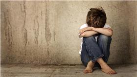 男孩,性侵,父親,獸慾
圖／shutterstock／達志影像