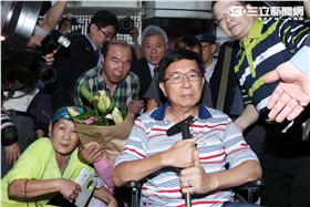 前總統陳水扁回台北出席募款餐會，搭高鐵至台北先回民生東路老家休息。（記者邱榮吉/攝影）