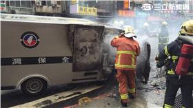 運鈔車驚傳起火（翻攝畫面）