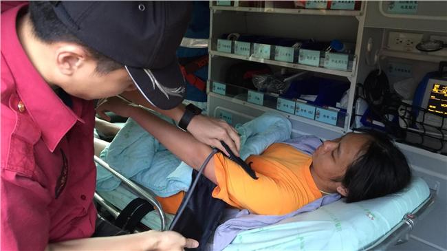 坪林溯溪　15歲何妤婕自行上岸獲救