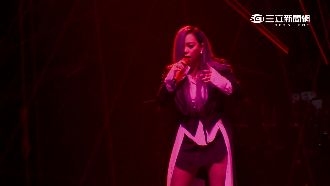 hito流行音樂　阿妹勇奪4大獎