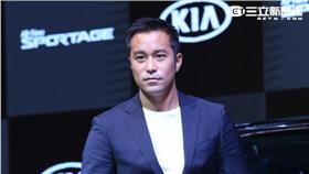 張孝全出席韓系車商發表會帥氣代言新款運動型休旅車