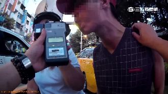 假吹氣避酒測　男酒駕「盧」30分鐘