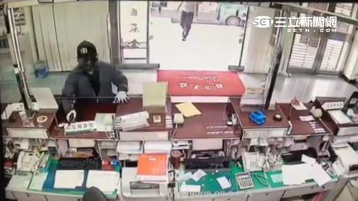 汐止農會警傳搶案　歹徒開1槍即閃人
