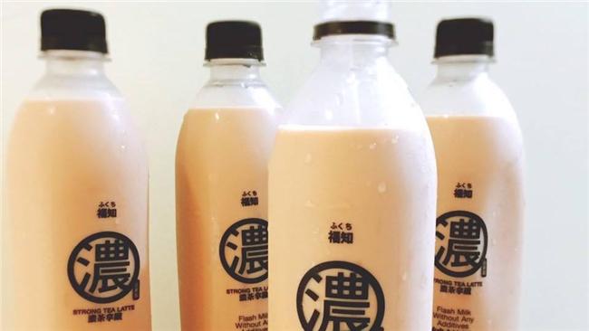 邊做奶茶邊摳腳　福知道歉：暫時歇業