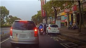 開車門車禍_https://www.youtube.com/watch?v=WQedzqnbal4