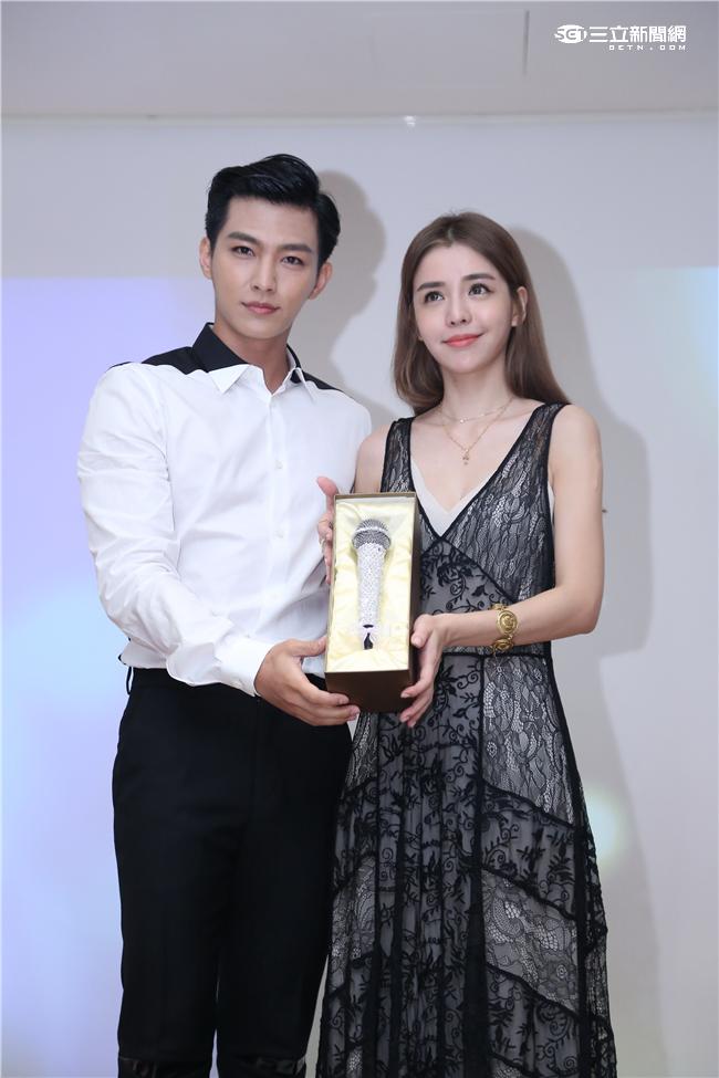 李毓芬舉辦單曲