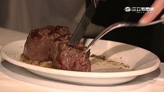 牛排館吃霸王餐　男客竟說不知有違法