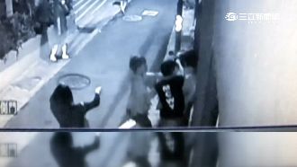 衰！吃完宵夜莫名遭圍毆　男頭破血流