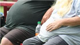 幸福肥、變胖、啤酒肚／flickr
-
https://www.flickr.com/photos/78428166@N00/3829063385/in/photolist-6QmX9e-jVxS1R-654AHU-sm1KKy-hg4hs-6ZLXjg-bLbBMi-fDR8Qm-bXcg7w-KqYsa-bEy8Xu-6tfXfP-aKDbsc-r4Cr6B-e6fSq5-ceRMKW-6t8huL-c6tDGQ-eTadq2-jE9imk-7JK2F-g6rRCy-2TTL27-bi3gdT-FfLAHo-7CXdpc-6KM8s3-btJDEK-6t8iA3-5sRh7d-eJFL5R-SnG3d-7f7qL4-6yv4dS-d5QEvq-9D6h3R-rpNEWR-4FNbRj-6cQBGd-6gpdc-jmB9z7-k2cCbv-fgaeVN-6W6738-fn5fdj-5JxiMu-4FNbSA-jBQSYN-5JxkPY-7tb6Gw