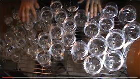 音樂,玻璃杯,水杯,神人,哈利波特,主題曲,空氣,振動,原理(Youtube https://www.youtube.com/watch?v=6Jjl2xjuzGk)