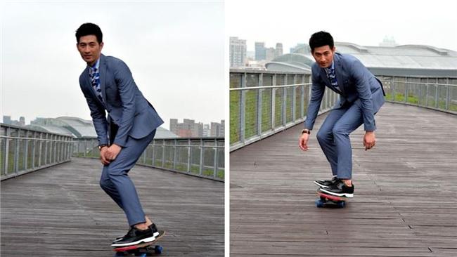 簡宏霖帥氣玩滑板　摔到也沒在怕