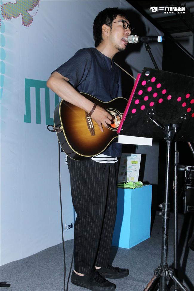 日本電子偶像初音未來金曲推手mikito p首來台熱唱。（記者邱榮吉/攝影）