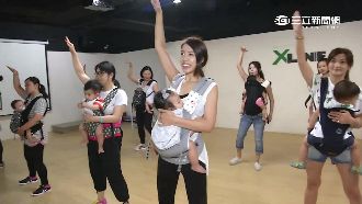 太可愛了！「媽寶」一起動ㄘ動正夯