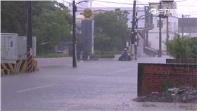 大雨、強雨、豪雨、下雨、淹水