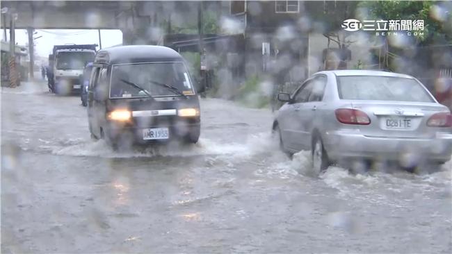 慎防淹水！18縣市發布豪大雨特報