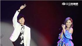 20160609-『鐵肺女王』李佳薇【愛的風暴】慶功演唱會 嘉賓:林俊傑