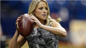 福斯體育記者Emily Austen／twittr