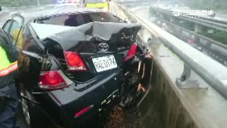 五楊高架段連環撞　小黃司機墜下橋亡