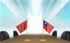 兩岸,國際,中國,大陸,台灣,中華民國,國旗（圖／shutterstock／達志影像）