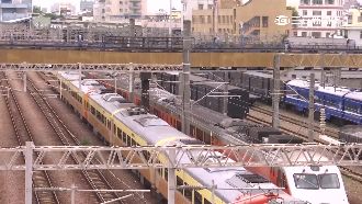 墜落天橋觸高壓電　男子自稱遭人追殺