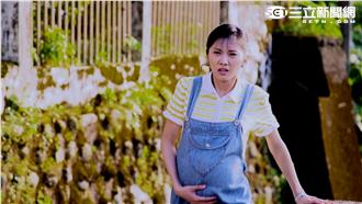 豆花妹演孕婦　乾媽王彩樺親自示範