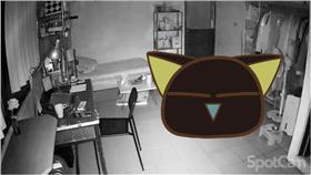 ▲主人翻監視器畫面好心疼。（圖／翻攝自貓咪也瘋狂俱樂部臉書）
https://www.facebook.com/groups/Crazymomi/permalink/1304398602912989/

