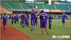 義大犀牛（陳怡汝）