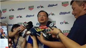 ▲中華職棒會長吳志揚（圖／記者王怡翔攝）