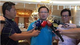 吳志揚和義大會談（圖／中職提供）