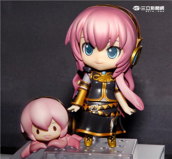 「看得見的聲音：初音未來」特展，黏土人、初音未來。（記者邱榮吉/攝影）