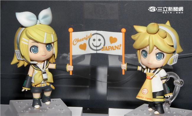 「看得見的聲音：初音未來」特展，黏土人、初音未來。（記者邱榮吉/攝影）