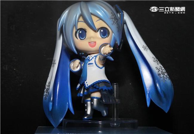 「看得見的聲音：初音未來」特展，黏土人、初音未來。（記者邱榮吉/攝影）