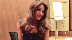 印度鄭多燕Bipasha Basu（圖／翻攝自Bipasha Basu臉書） 
