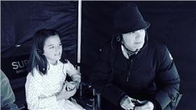 ▲凱蒂荷姆斯、舒莉。（圖／翻攝自katieholmes212 IG）