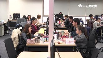 恢復國定假日　等同「上2天休1天」