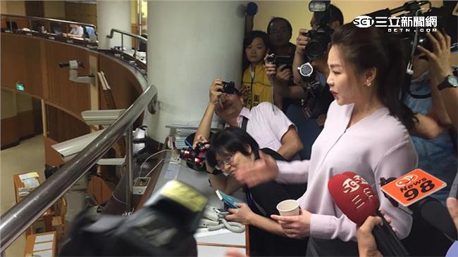 回議場嗆聲　李婉鈺：朱團隊皮繃緊點