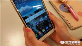 ▲3C問題求助難　七成五熟齡族入科技叢林超煩惱！（圖／李鴻典攝）