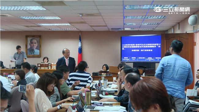 促轉條例初審　國民黨立委退席抗議