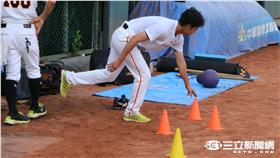 巨人三軍賽前練習（陳怡汝攝）