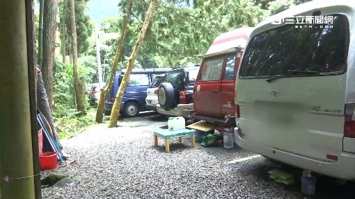 一停就三天! 溪頭車床族"霸車位"露營