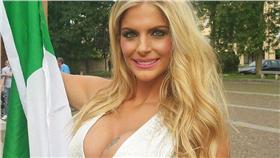  國旗,Francesca Ciprian,脫,裸,https://www.instagram.com/francescaciprianiofficial