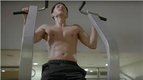 翻攝自太陽的後裔臉書　宋仲基 宋慧喬 