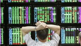 股市大跌（圖／美聯社／達志影像）